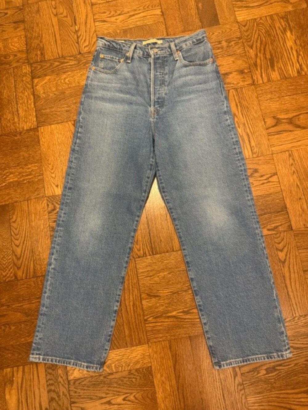 Levi’s Ribcage Straight Ankle Jeans | High Rise | Medium Wash Denim Size 29